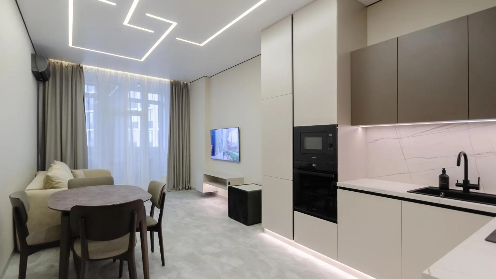 Petrovdom Apartments 33-413 In Rc Manhattan , Beresteiskyi 11 키예프 0*,