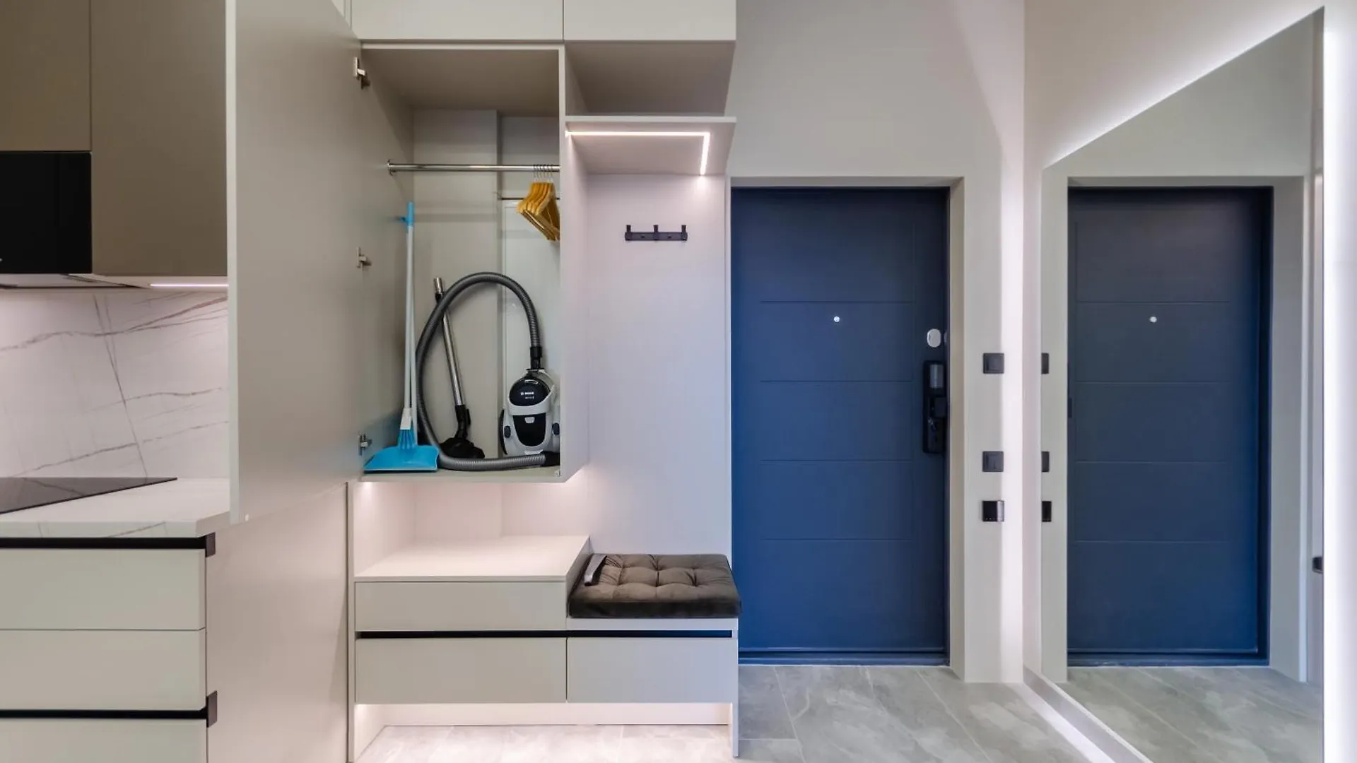 Petrovdom Apartments 33-413 In Rc Manhattan , Beresteiskyi 11 키예프 우크라이나