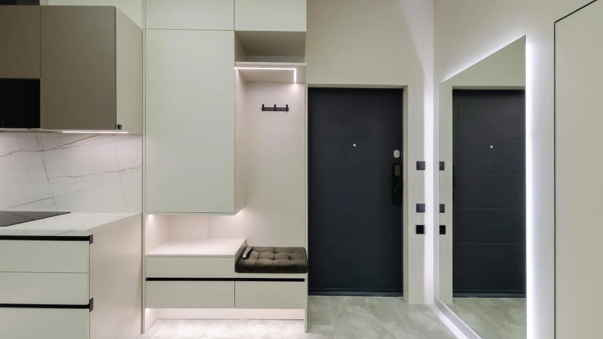 Petrovdom Apartments 33-413 In Rc Manhattan , Beresteiskyi 11 키예프